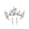 Guldfärgblad Kvinnor Crown Floral Bridal Tiara Accessores Handgjorda Opal Crystal Hair Smycken För Bröllopsfest Prom