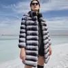 Damski futrzany sztuczny styl 2021 Płaszcz średniej długości Zimowa klasyczna moda Rex Kurtka Kolor szynszyli Wysoka jakość