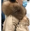 Большой натуральный енотский мех женщины вниз пальто зима толщиной 90% белая утка Parka женский с капюшоном короткая куртка свободная верхняя одежда 211018