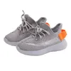 Baby pojkar flickor barn Athletic Outdoor Running led skor för 35V20 Andas Basket Sneakers barn Sport Casual självlysande Sneaker