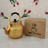 2L / 3L Sarı Alüminyum Çaydanlık Hafifçe Kaynamak Su Pot Kore Pirinç Sürahi Ev Gaz Su Isıtıcısı Küçük Kusurlar Ile Sıcak Sıcak 210813
