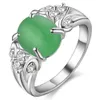 緑の楕円形のオパール100％925のスターリングシルバーリング女性のための多色の幾何学的なリングのためのギフト結婚式の付属品