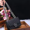 Bolsos de noche Moda Diamond Lattice Flaps para mujeres 2021 Bolsos de lujo Diseñador Monederos de cuero genuino y CC1747