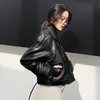 女性のレザーのフェイク模様のシープスキンショートスタイル2021春秋韓国ルーズ機械ブラックカメラMujer
