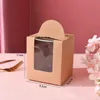 Singel cupcakepacking lådor med klart fönsterhandtag Portable Macaron Box Mousse tårta Boxar Papperspaket Födelsedag PartyT2I53030