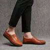 İtalyan Erkek Ayakkabı Rahat Markalar Hakiki Deri Erkek Loafer'lar Lüks Moccasins Nefes Tekne Ayakkabı Üzerinde Kayma Artı Boyutu