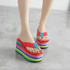 Tofflor Mode Sexig Sommar Rainbow Platform Sandaler Ultra High Flip Flops för Kvinnor Skor Pantoufle Femme Pantuflas de Mujer
