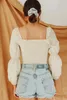 Vintage French Retro Puff Ärmel Beige Frauen Bluse Square Halsband Seidene Baumwoll Elastizität Streetwear Hemd Neuankömmling T200608