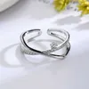 Koreański pierścień cyrkonu Osobowość Krzyż Otwarty Regulowane Pierścienie palcowe dla kobiet moda srebrna kolor biżuterii