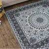 cuadrados de alfombra gris