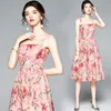 Femmes D'été Designer Élégant Rose Doux Imprimer Robe De Mode Sexy Cocktail Robe Dames Floral Robe Plissée Vestidos 210525