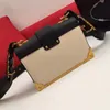 Klassisk handväska med logotyp Kvinnor Luxurys Designers Väskor 2021 Crossbody Shoulder Messenger Bag Designer Handväskor Fri leverans