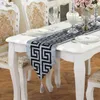 Chinese moderne eenvoudige stijl tafel runner klassieke retro zwart en wit rode theetafel doek mode vlag 210628