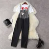 High Street Mode Zomer Casual Outfits Dames Korte Mouw Wit T-shirt en Overalls Jeans Broek Pak 2 Stuk Kleding Set 210601