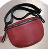 Schoudertas vrouwen lederen merk mode riem taille vrouwelijke borst crossbody pouch lady