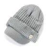 Cappello unisex per tenere al caldo Cappelli invernali alla moda per uomo Aggiungi berretto morbido foderato in pelliccia con bordo 1998 Etichetta cappello lavorato a maglia spesso per le donne Y21111