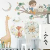 Autocollants de dessin animé mignon girafe lion papier peint chambre d'enfants maternelle autocollant mural stickers muraux pour grands arbres 211124