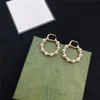 Mais novo designer de pérola círculo brincos charme feminino dupla carta eardrop menina pingente studs para festa data presente 9174948