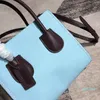 2021 Kvinnor Kedja Kvinnor Handväska Läder Luxurys Designers på Lady Crossbody 2020 Handväska Tote Solds Bags Purse Väskor Hot Shoulder