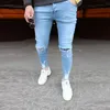 jeans rasgados sensuais