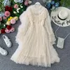 Casual Dresses Young Gee 2021 Höst Vinter Vintage Lace Floral Midi Klänning Elegant Kvinnor Party Långärmad Pearls Beading Mesh Ruffles