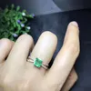 Bague en or 18 carats Bague en or 18 carats Pierre précieuse émeraude verte classique pour femmes Bijoux Rectangle Gemme naturelle Fiançailles Mariage Fille Cadeau