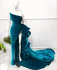 Party Dresses Elegant Velvet Mermaid Evening Dressing Gowns Strapless With Straps Ruffles Long Train Plus Size Prom