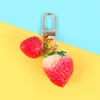 Nyckelring för kvinnor jordgubbe nyckelring flicka smycken simulerad frukt söt bil hängsmycke nyckelhållare nyckelring bästa vän gåva