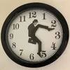 Zegary ścienne Ministerstwo Silly Walk Clock Home Decor Nowość Watch Funny Walking Ciche Mute Urodziny Boże Narodzenie prezent Dropship