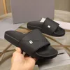 2021 Sliders Mens Mulheres Verão Sandálias Praia Chinelos Ladies Flip Flops Lofers Black Outdoor Home Slides Sapatos com caixa