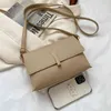 Simple couleur unie msenger petit sac carré loisirs sacs femmes mode Pu femmes sac 2021 printemps nouvelle version coréenne1153