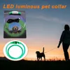 Colliers pour chiens Laisses LED Colliers pour animaux de compagnie Collier de sécurité nocturne Clignotant Lueur dans le noir Chiens Laisse Bande de cou Fourniture fluorescente lumineuse