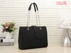 2021 고품질 패션 여성 유명한 캐주얼 디자이너 메신저 가방 크로스 바디 체인 핸드백 가짜 지갑 화장품 가방