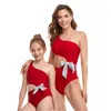 Costume da bagno genitore-bambino da donna Tendenza moda Spalla obliqua Raccogliere petto Costume intero Donna Estate Spettacolo Vita Bikini da spiaggia sexy sulla schiena