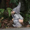 Europejska Symulacja żywicy ogrodowej Śmieszne Gnome Miniaturowy Niegrzeczny Krasnolud Posąg Figurki Wyświetlacz Mold Craft Home Ogród Dekoracji C0220