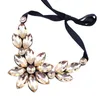 Mode Flower Choker Halsband Kvinnor Bohemian Ribbon Collar Crystal Smycken uttalande