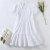 ZAの女性のオープンワーク刺繍入り夏のドレスショートパフスリーブフリル裾ホワイトミニドレスシックな刺繍のドレス210602