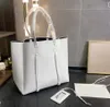 【code:OCTEU03】Luxurys Designer Taschen Handtasche Frauen Einkaufstasche Große Menge High Quanlity Weibliche Schultertasche Big Marke Schwarzweißfarbe