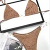 Trendy vrouwen metalen badkleding letters gedrukt bikini meisje ketting badpak dames ontwerper bikini badpak voor vakantie