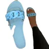 Terlik 2021 Kadın Yaz Moda Düz Sandalet Avrupa Artı Boyut Boyut Metal Zincir Plaj Flip Flops Kadın