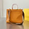 arancione shopping bags