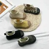 Jungen und Mädchen Winter Baumwollstiefel kurz zwei Kinder große Zehenschuhe Stoff Baby süßer Keks 210713