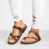 Plus Storlek Sommar Mode Sandaler För Kvinnor Sommarklipp Toe Skor Feminina Flats Flip-Flops Buckle Strap Slide Beach Shoe Y0721