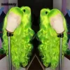黒人女性のコスプレパーティーのための合成レースの前頭かつら自然な波の髪の緑の色の長い波状のかつら
