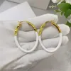 Nuovi orecchini di design classici di New Arrival Women Classic 18K in resina oro che penzola per ragazze regalo di gioielli da festa della moda