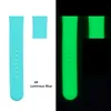 어두운 실리콘 교체 반짝이는 시계 밴드에서의 Noctilucent 시계 스트랩 글로우