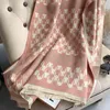 Hoge kwaliteit vrouwen mode kashmir lange dikke warme houndstooth sjaal poncho cape deken sjaal