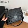 HBP Çanta Kadınlar Için PU Deri Crossbody Çanta 2021 En Kaliteli Zincir Konu Lüks kadın Moda Omuz Çantaları