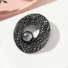 Kvinnor Pearl Crystal Knappnålar Stor pilbåge Brosch Pin Högkvalitativ Strass Blomma Broscher Charm Smycken