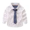 Mudkingdom menino camisas com gravata estrelas bonitos impressões longas manga tops para meninos camisa casual crianças roupas 210306